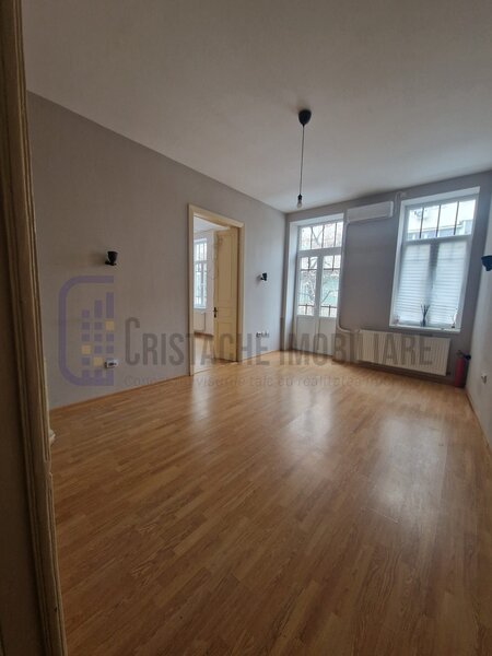 Piata Amzei Spatiu comercial in vila, etj. 1 + mansarda, 220 mp,